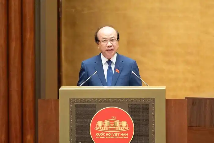 chu nhiem uy ban phap luat quoc hoi phan chi hieu nam 2026